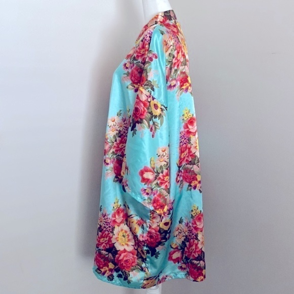 American cuteness satin floral mini robe - Picture 3 of 6